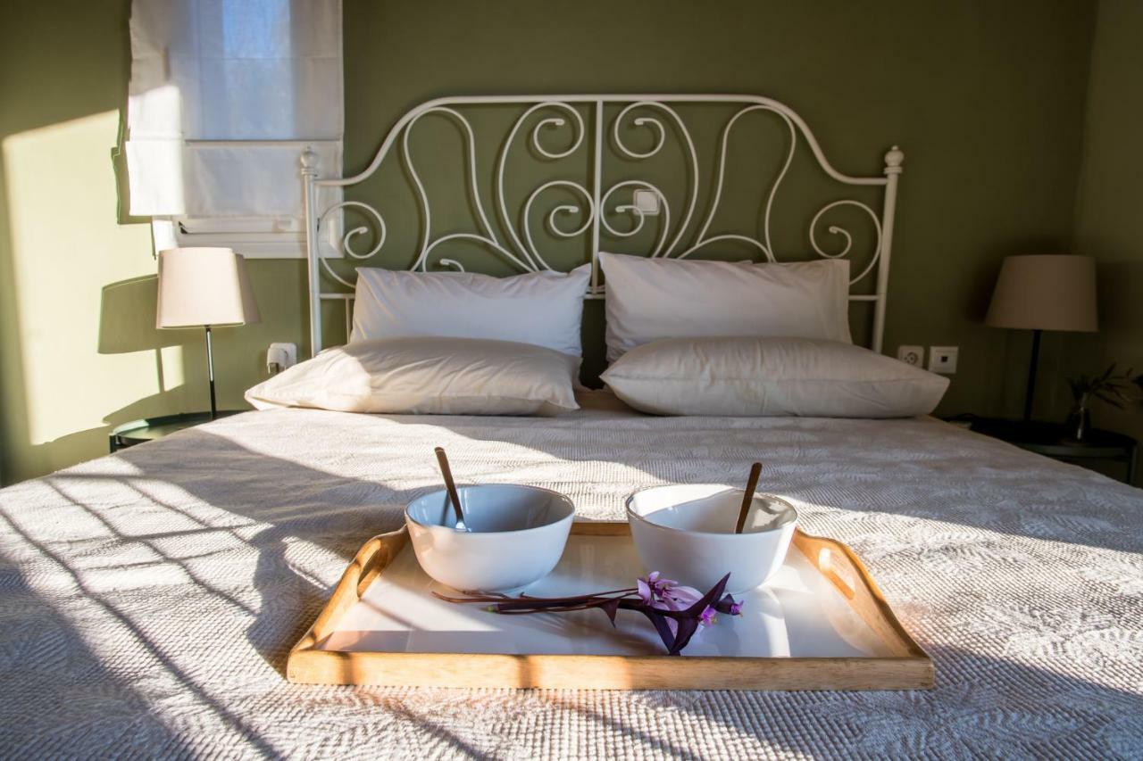 Almond Trees Cottage Divarata Экстерьер фото